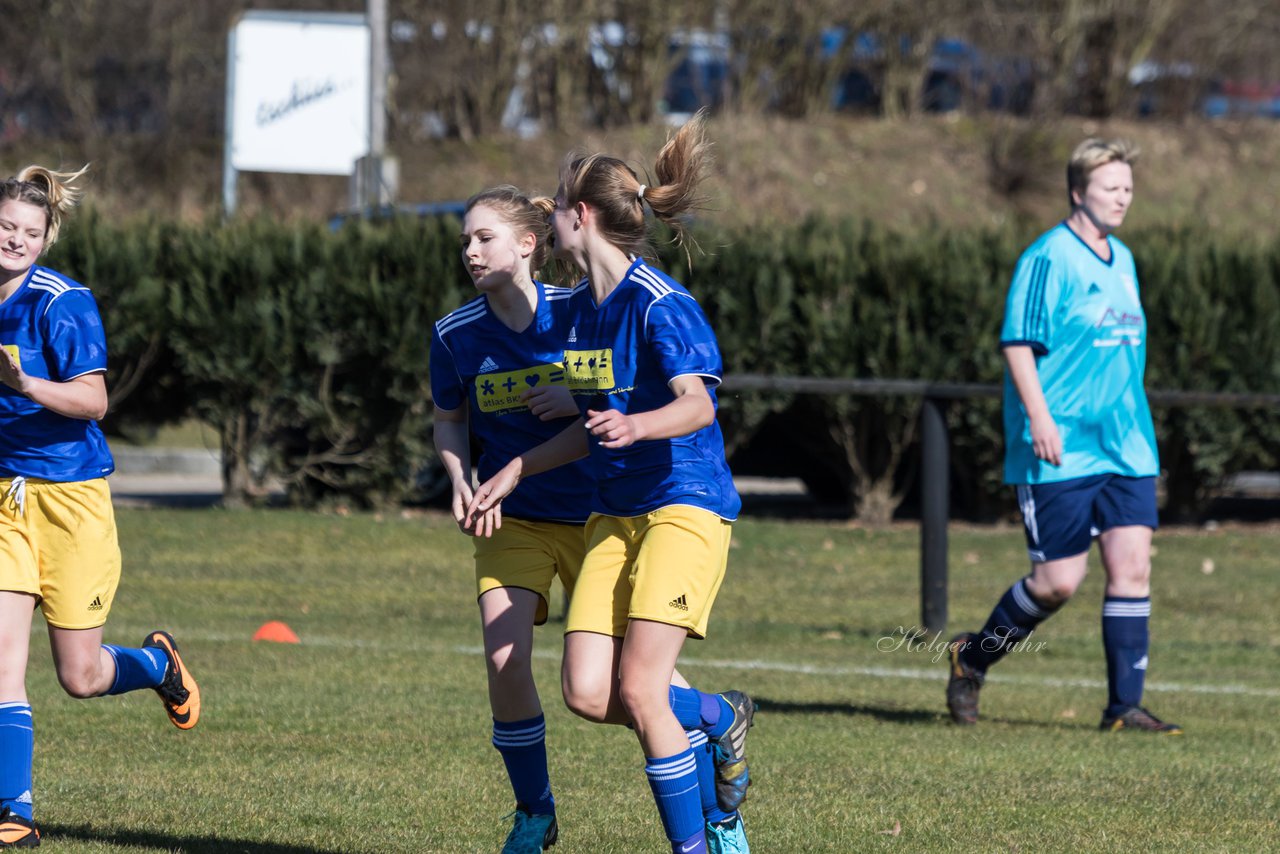 Bild 124 - Frauen TV Trappenkamp - TSV Gnutz : Ergebnis: 0:5